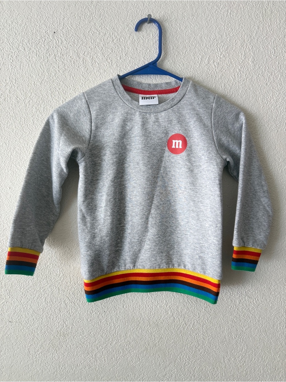 Toddler M&M'S Gray Crewneck Sweatshirt with‎ Red Logo and Rainbow Trim 4T/5T